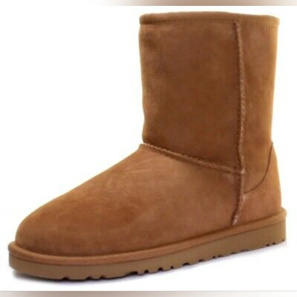 Ugg Classic Short Brown Shearling Lined Sheepskin Winter Boots, Size 7